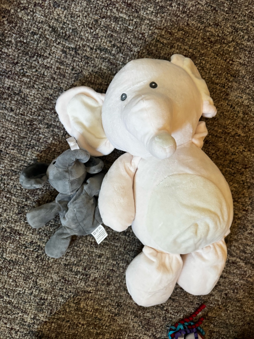 Stuffed animals - Picture 2 of 4